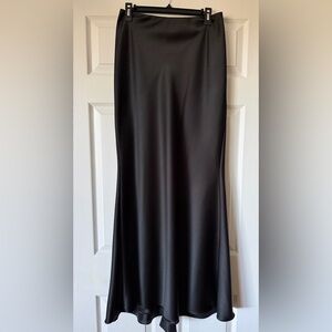 Caché - Elegant Black Satin Maxi Skirt